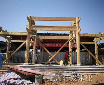 江西祠堂木梁.jpg